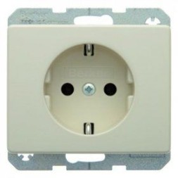 Штепсельная розетка Berker Arsys белый с блеском SCHUKO 47150002