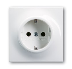 Розетка ABB Impuls альпийский белый SCHUKO 16А 250В 2CKA002011A3790 20 EUC-74-507