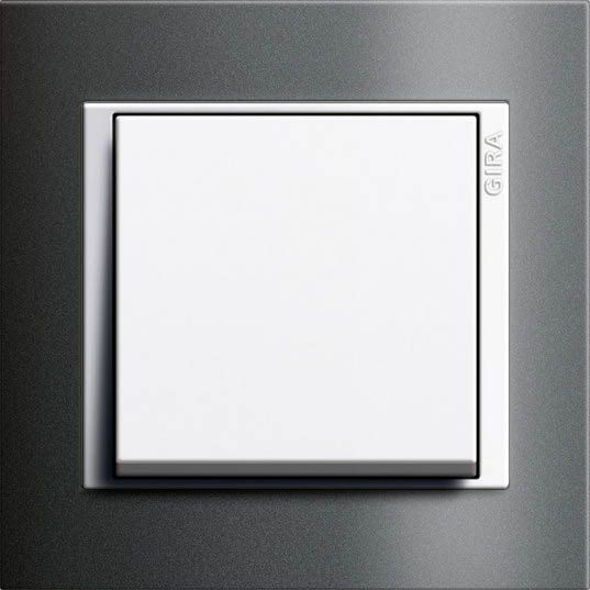 Рамка Gira Event Черный / Белый 1 пост 0211328