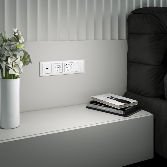 Рамка из пластика на 4 поста Fiore белый W0042201