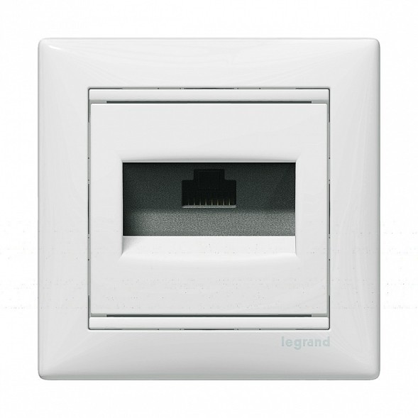 Розетка компьютерная Legrand Valena Белый (RJ45) 1-ая 5 кат UTP 774230