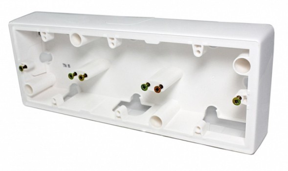 Рамка Legrand Valena Белый 3 поста 776183