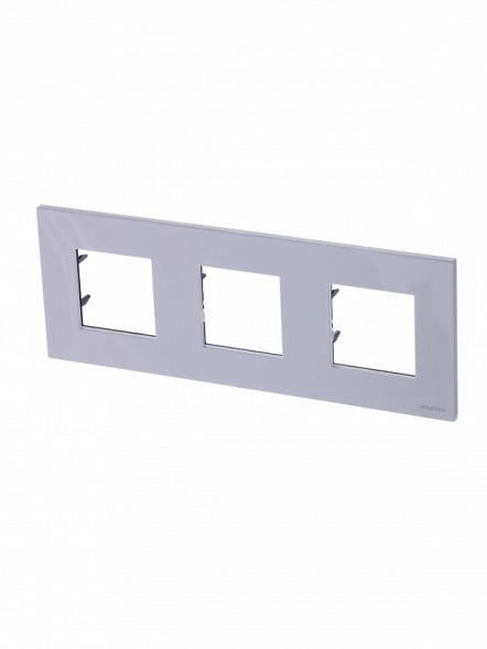 Рамка ABB Zenit Альпийский белый 3 поста 2CLA227300N1101 N2273 BL