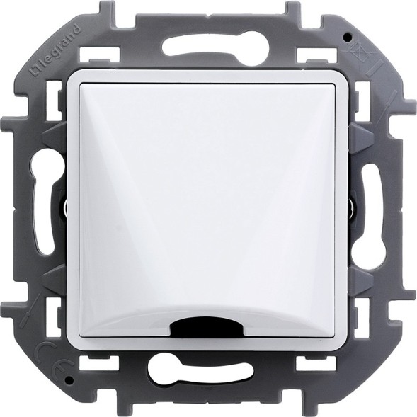 Вывод кабеля с зажимом для крепления Белый Legrand INSPIRIA 673890