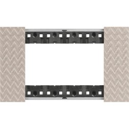 Рамка Bticino Living Now OPTIC 4-модульная KA4804MM