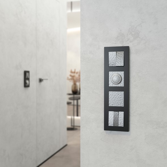 Выключатель двухклавишный (Hammaer серебряный) Werkel W1220006