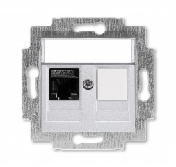 Розетка телефонная ABB Levit серебро RJ45 категория 6 и заглушка 2CHH296117A6070 5014H-A61017 70W