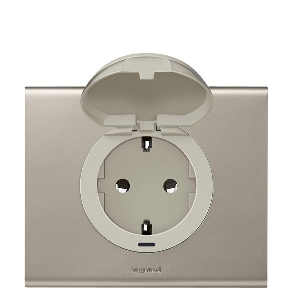 Розетка Legrand Celiane Schuko 2к+3 винт.кл. 067161