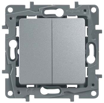 Выключатель Legrand Etika алюминий двухклавишный автоматические клеммы 10 AX 250 В~ 672402