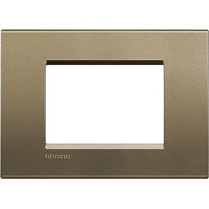 Рамка Bticino LivingLight Квадрат Коричневый шелк 3 модуля LNA4803SQ