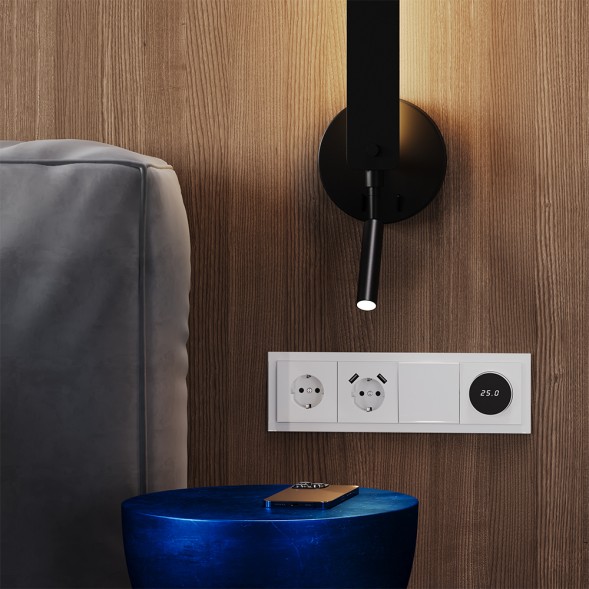 Розетка встраиваемая VOLTUM S70 с заземлением и защитными шторками, 16А, с USB, A+A, (белый матовый)