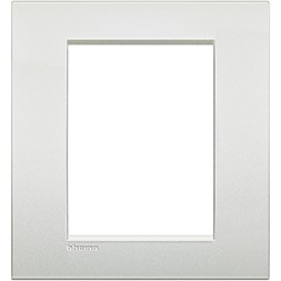 Рамка Bticino LivingLight Air Белый жемчуг 3+3 модуля LNC4826PR