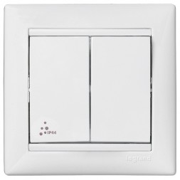 Переключатель Legrand Valena Белый промежуточный 10A IP45 770098