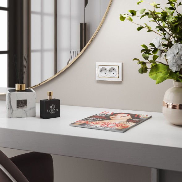 Розетка двойная с заземлением (белая) Werkel W1172001