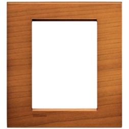 Рамка Bticino LivingLight Квадрат Американская вишня 3 модуля LNA4803LCA