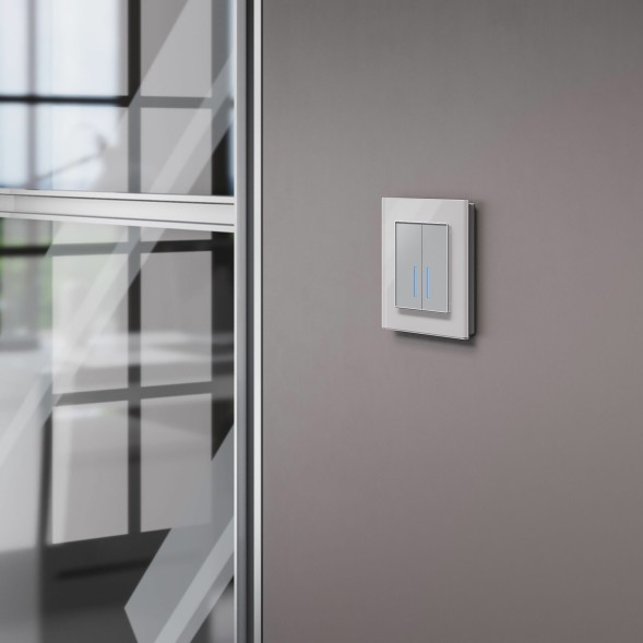 Сенсорный выключатель двухклавишный с подсветкой 1000 Вт серебряный Werkel W4520006