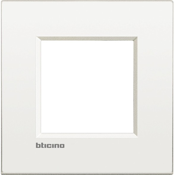 Рамка Bticino LivingLight Air Белый двухмодульная LNE4802BN
