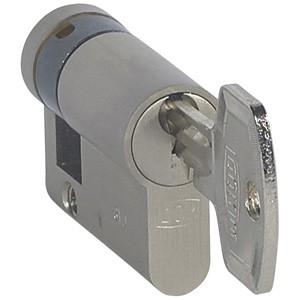 Ключ Legrand Galea Life DIN стандартный для управления рольставнями 775888