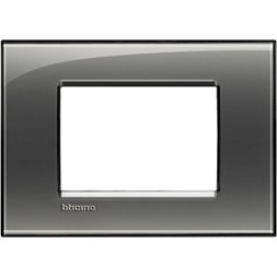 Рамка Bticino LivingLight Квадрат Лондонский туман 3 модуля LNA4803KF