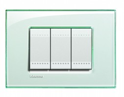 Рамка Bticino LivingLight Квадрат Морская вода 3 модуля LNA4803KA