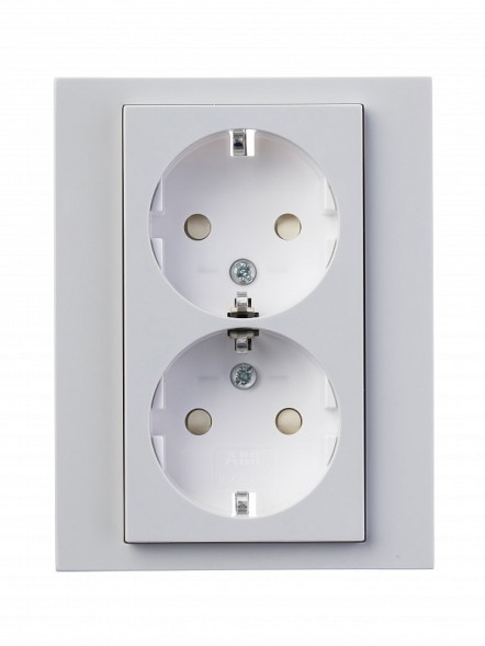 Розетка двойная ABB Levit серый / белый с заземлением со шторками 16А 2CHH223457C6016 5522H-C03457 16W
