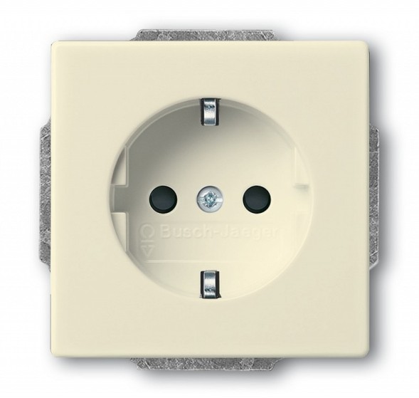 Розетка ABB savanne/слоновая кость SCHUKO 16А 250В с защитными шторками 2CKA002013A5376 20 EUCKS-82-500