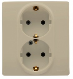 Розетка Legrand Etika слоновая кость 2 x 2К+З со шторками - немецкий стандарт - автоматические зажимы - 16 А - 250 В~ 672333