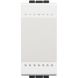 Выключатель Bticino LivingLight Белый с автоматическими клеммами, 1 модуль N4001A