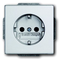 Розетка ABB Future серебристо-алюминиевый SCHUKO 16А 250В с защитными шторками 2CKA002013A5375 20 EUCKS-83-500