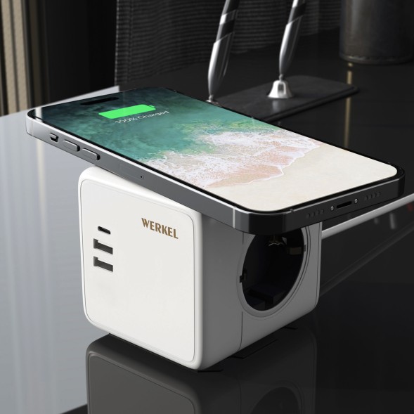 Розеточный блок 3-местный + 3×USB + беспроводная зарядка Werkel W6513501