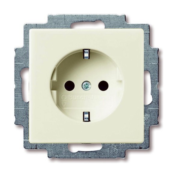 Розетка ABB Basic 55 слоновая кость SCHUKO 16А 250В с защитными шторками 2CKA002013A5279 20 EUCKS-92-507
