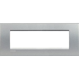 Рамка Bticino LivingLight Квадрат Алюминий 7 модулей LNA4807TE