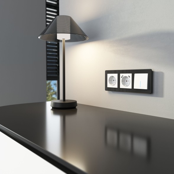 Выключатель одноклавишный проходной с подсветкой (белый) Werkel W1112101