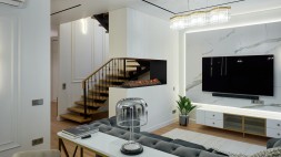 Настольный светильник Maytoni MOD286TL-L18B3K