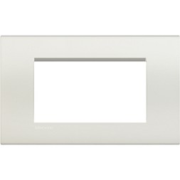 Рамка Bticino LivingLight Квадрат Белый 4 модуля LNA4804BI