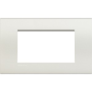 Рамка Bticino LivingLight Квадрат Белый 4 модуля LNA4804BI