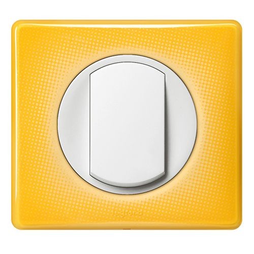 Рамка Legrand Celiane Классика Песочный муар 1 пост 066671