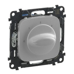 Выключатель вентилятора Legrand Valena ALLURE Алюминий 4-позиционный. С лицевой панелью. Винтовые зажимы 755177