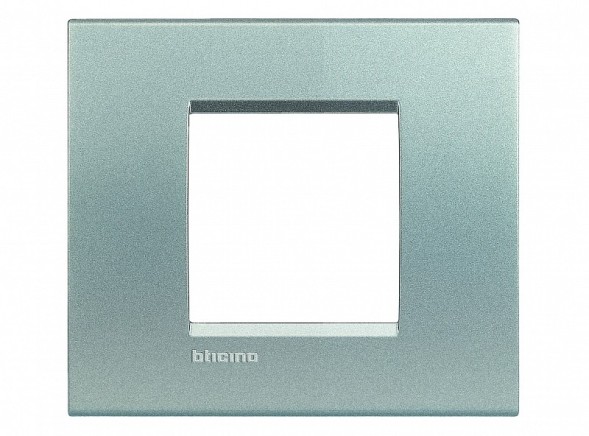 Рамка Bticino LivingLight Квадрат Алюминий двухмодульная LNA4802TE