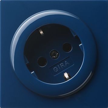 Розетка Gira S-color Синий с поворотом на 30 градусов 044846