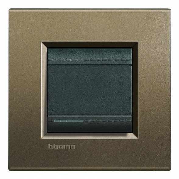 Рамка Bticino LivingLight Квадрат Коричневый шелк двухмодульная LNA4802SQ