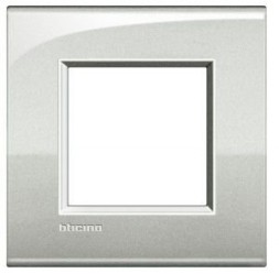 Рамка Bticino LivingLight Air Лунное серебро двухмодульная LNC4802GL