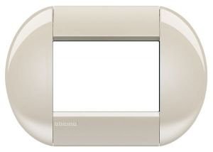 LNB4803CL LivingLight Рамка овальная, 3 модуля, цвет Кремовый Bticino