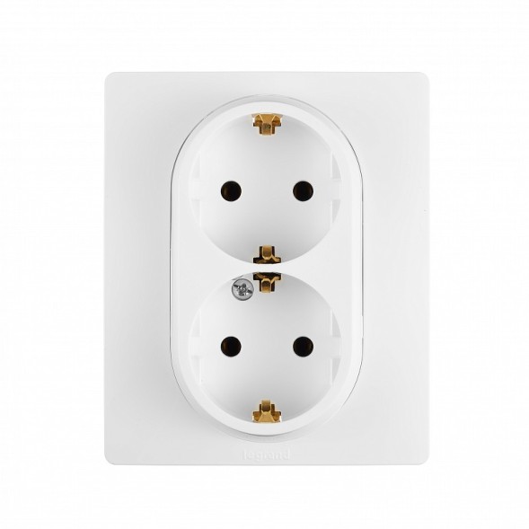 Розетка Legrand Etika белый 2 x 2К+З - немецкий стандарт - 16 А - 250 В~ 672223