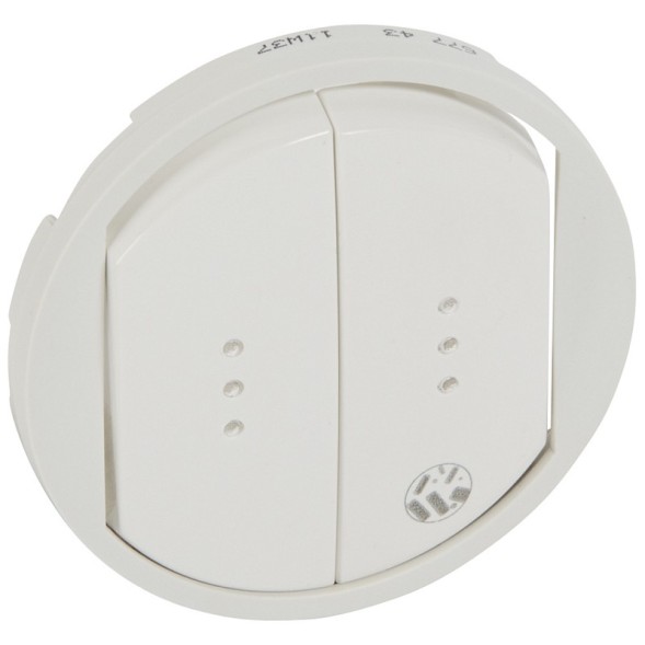 Лицевая панель Розетка Legrand Celiane 2к+З А/Бакт 067744