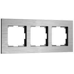 Рамка из металла на 3 поста АluMax алюминий W0033506