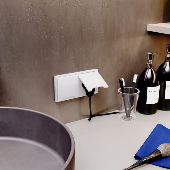 Розетка встраиваемая VOLTUM S70 с заземлением, защитными шторками и крышкой 16А, (белый глянцевый)