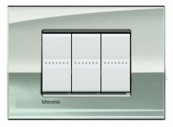 Рамка Bticino LivingLight Air Палладий 3 модуля LNC4803PL