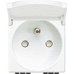 Розетка Bticino LivingLight Air Белый 2П + заземление 10А/16А 250В с крышкой N4145