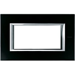 Рамка Bticino Axolute Квадрат Черное стекло 4 модуля HA4804VNN